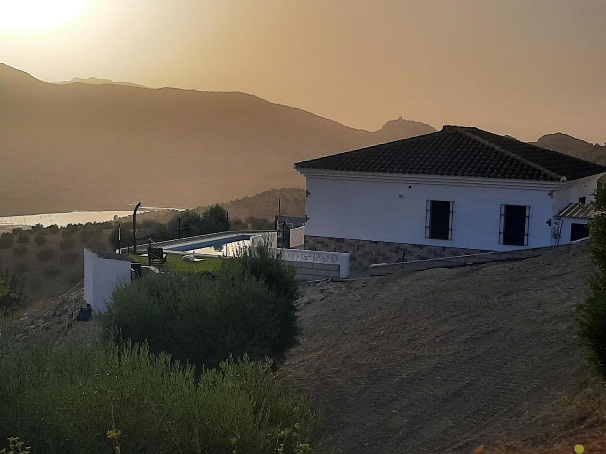 Vivienda Rural Villa Madrid Alcazar El Gastor Bagian luar foto